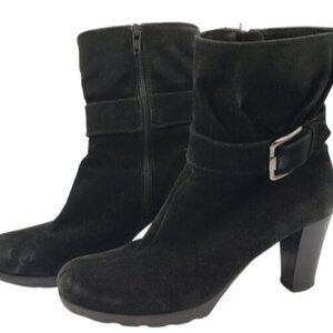 La Canadienne Black Suede Heeled Ankle Boots Size 8.5 Side Zip Treads Winter